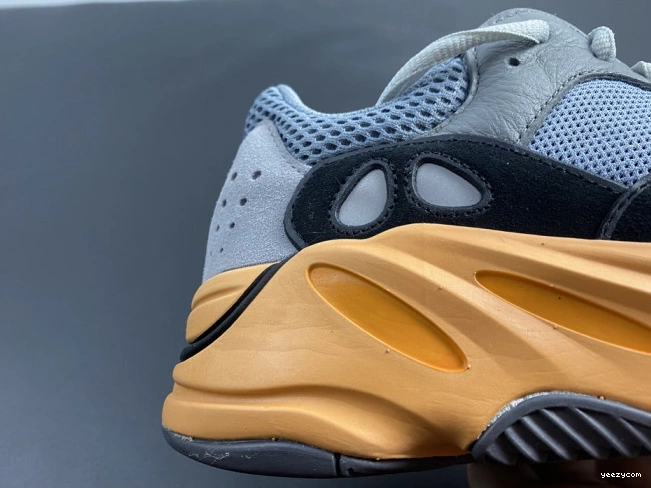Boost Yeezy Sun 700 GW0296 Adidas V2 1202